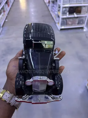 Vintage Classic Car-Shaped Wireless Bluetooth ).