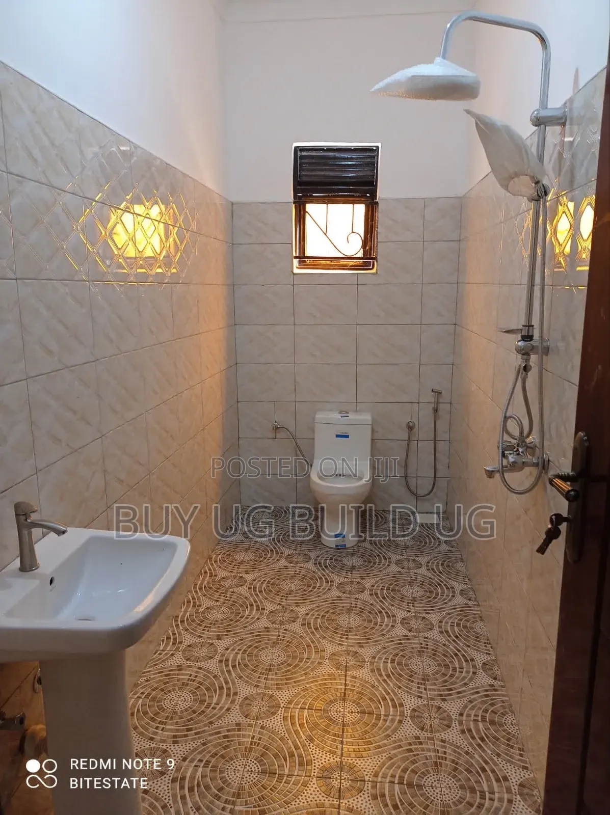 2bdrm Apartment in Kyaliwajala Town, Central Division for rent