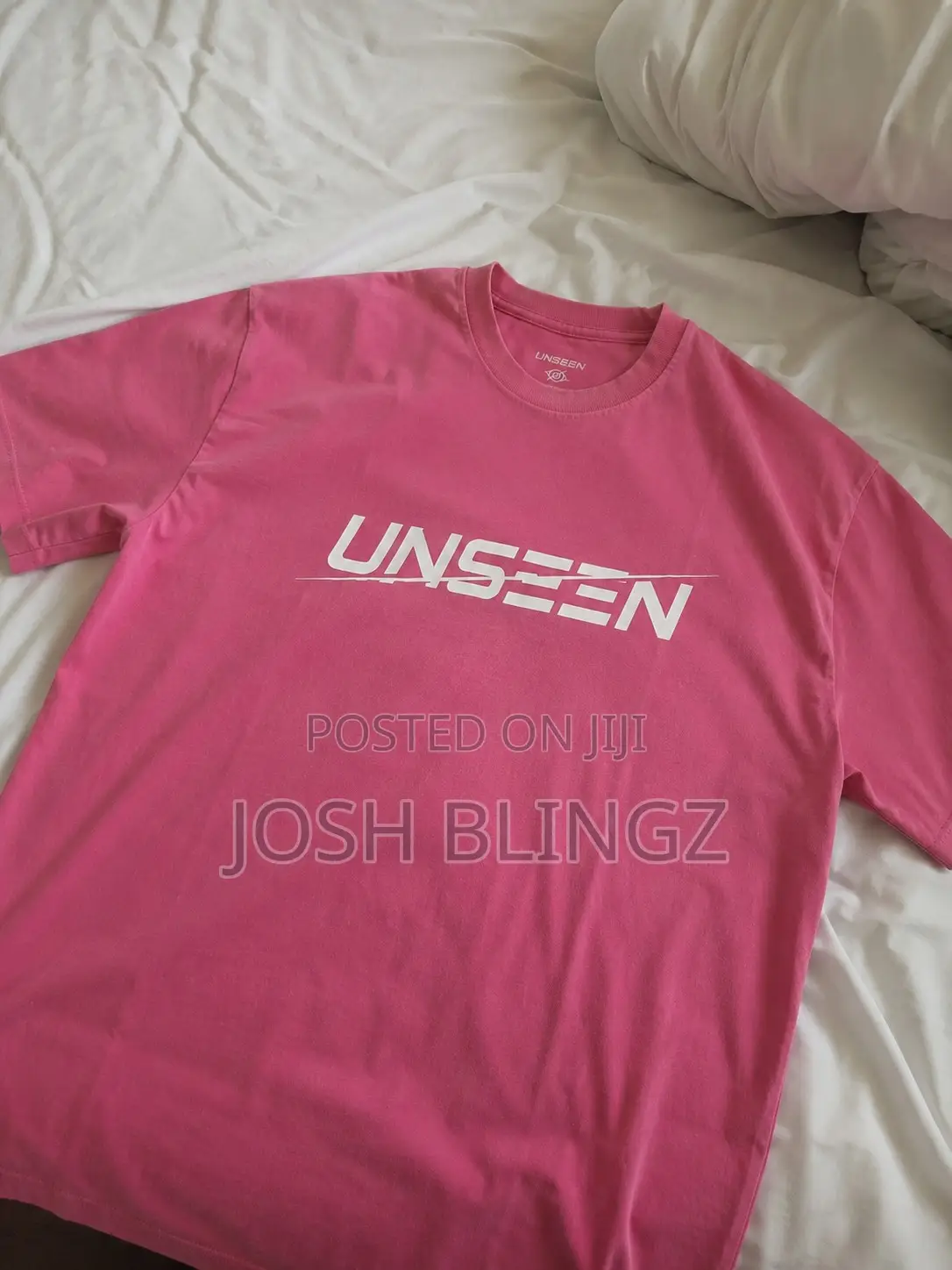 UNSEEN Oversized Streetwear T-Shirt – Premium Cotton. Black. White. Pi