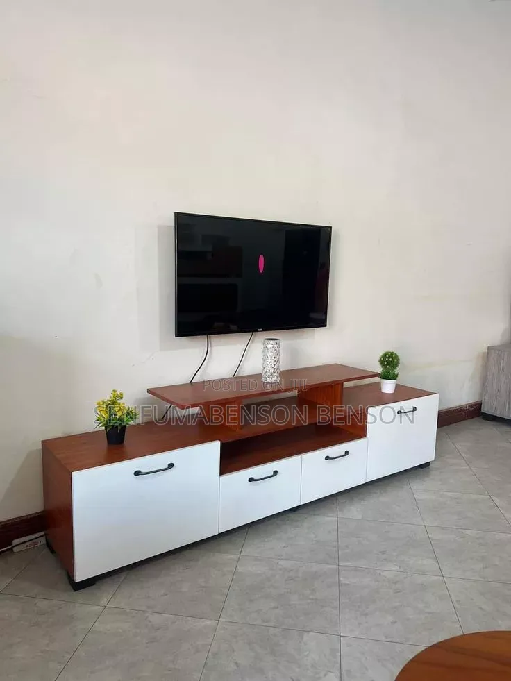 Am Sell All Furniture in Ug