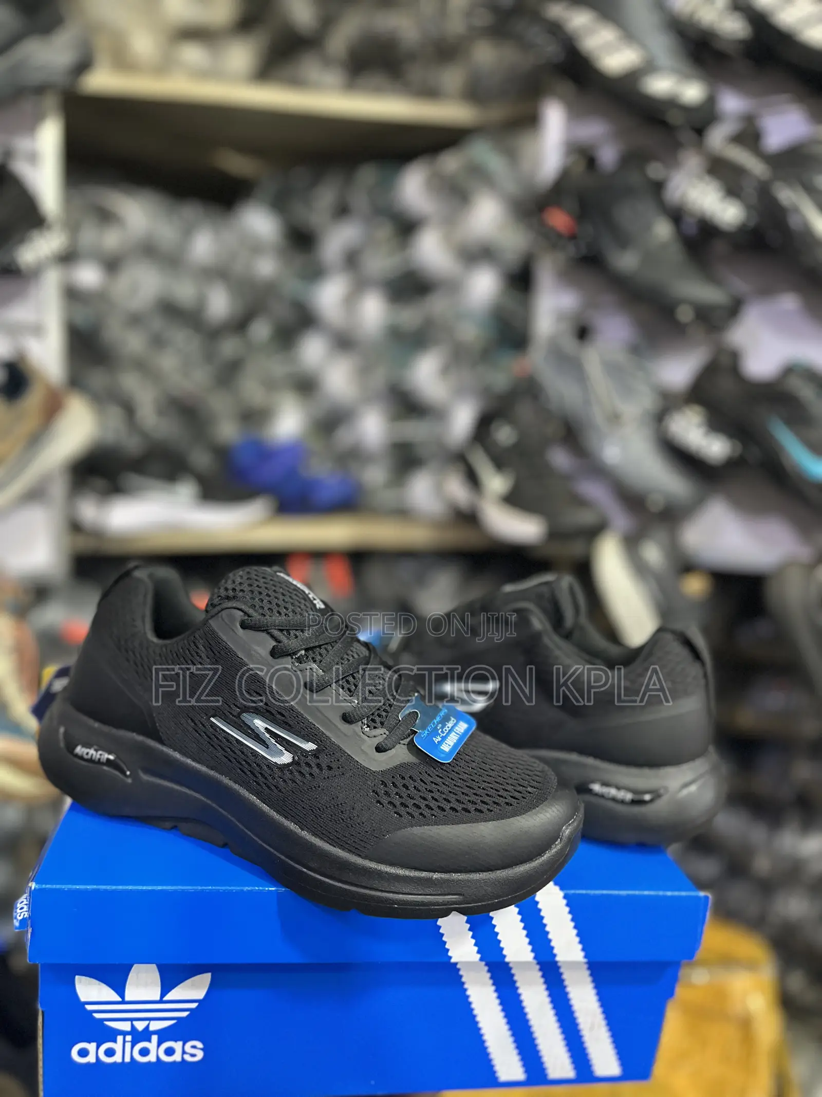 Original Skechers GOwalk Arch Fit Running Shoes Black