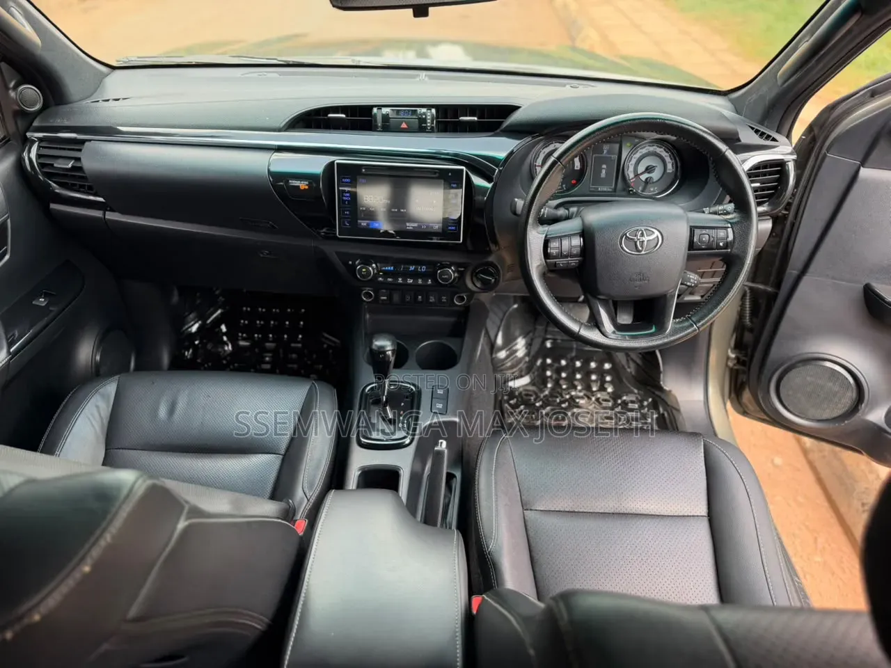 Toyota Hilux 2018 Green