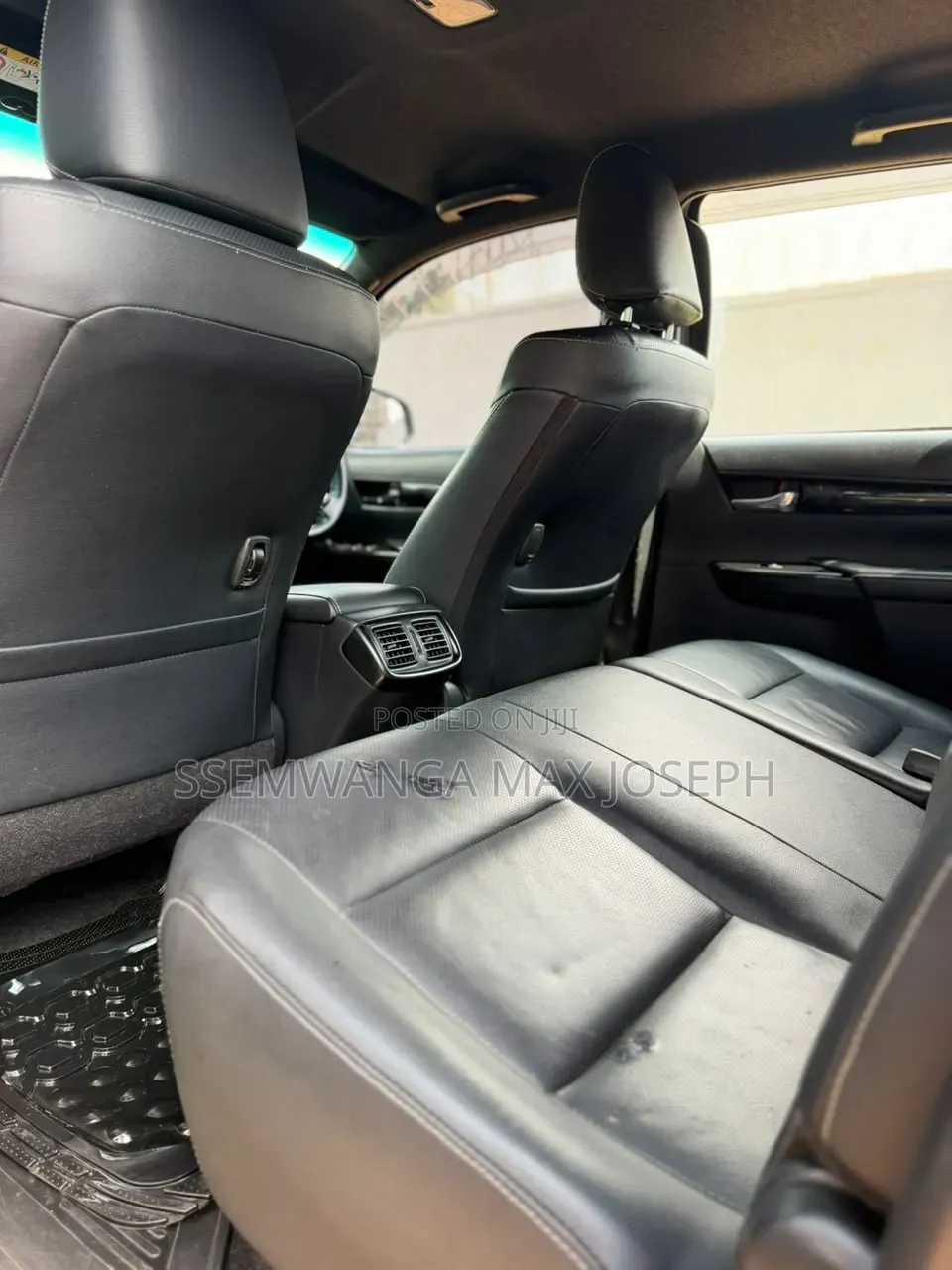 Toyota Hilux 2018 Green