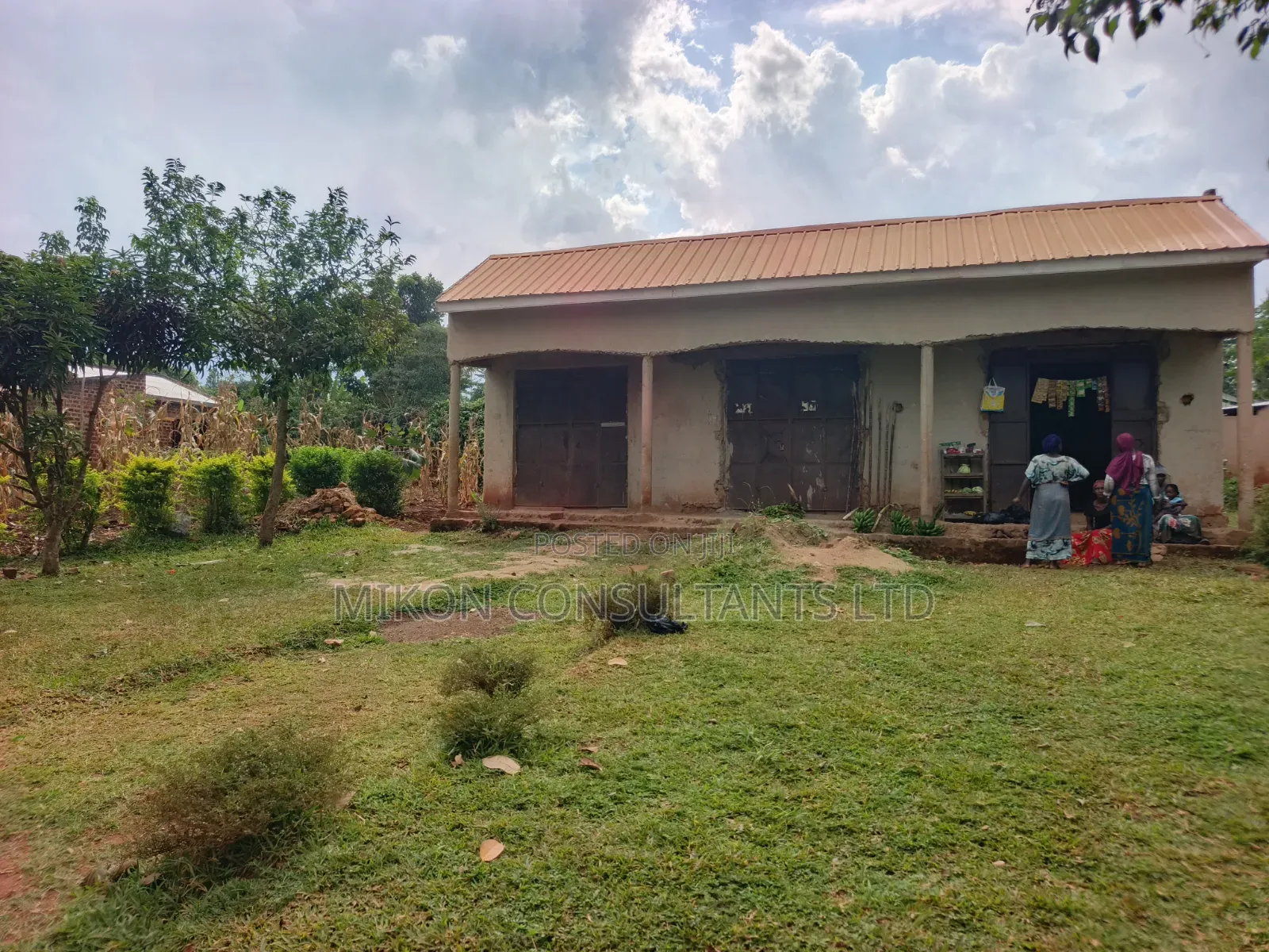 Semi Finished Business House on Sale in Bombo Kalule