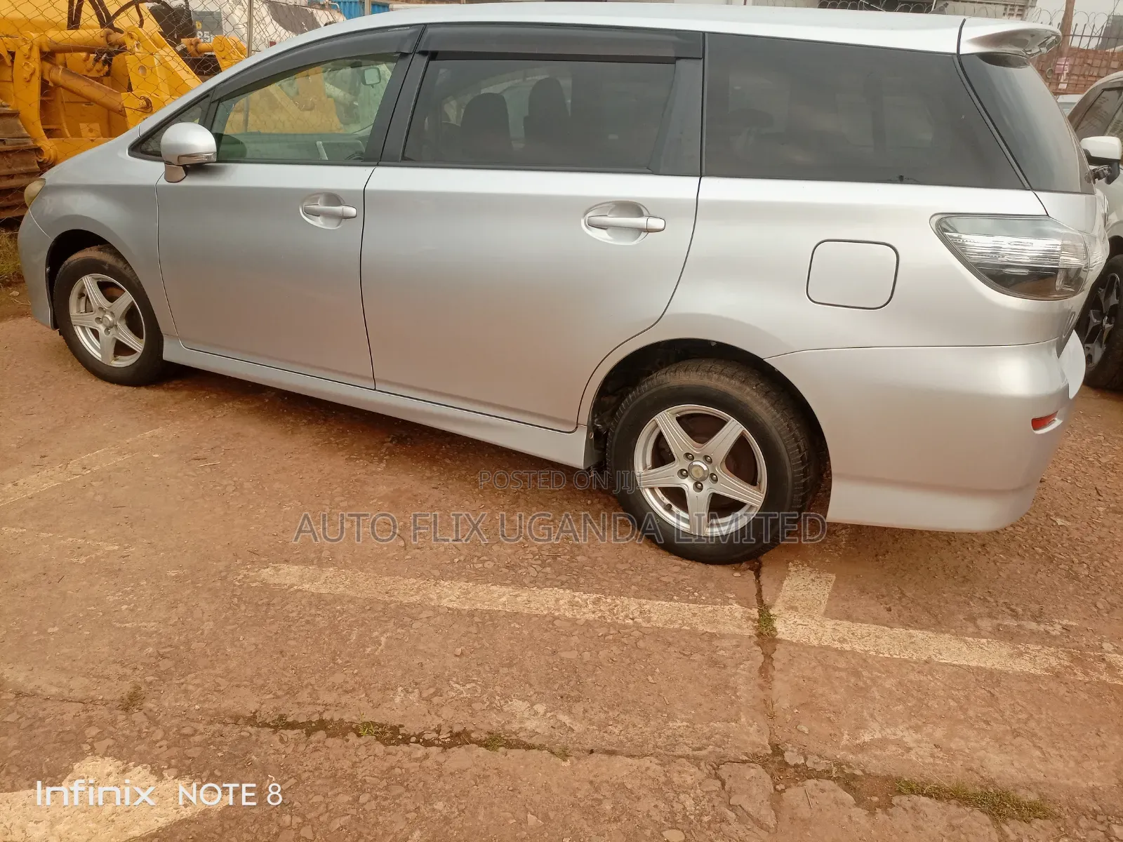 Toyota Wish 2013 Silver