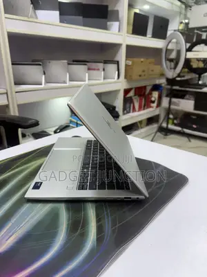 New Laptop HP EliteBook 840 G11 16GB Intel Core Ultra 5 SSD 512GB