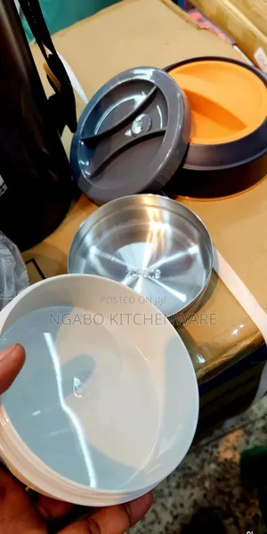 European Brand Thermal Food Container.