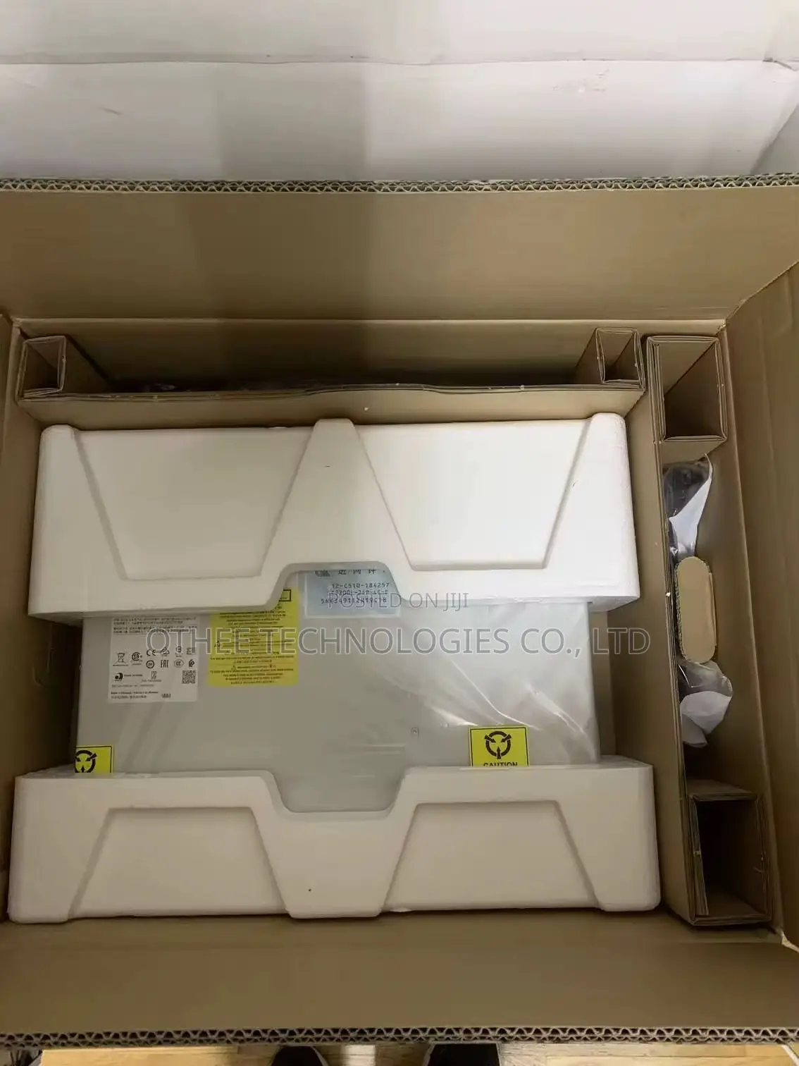 Cisco Catalyst C9200-24p-a Managed PoE+ Switch