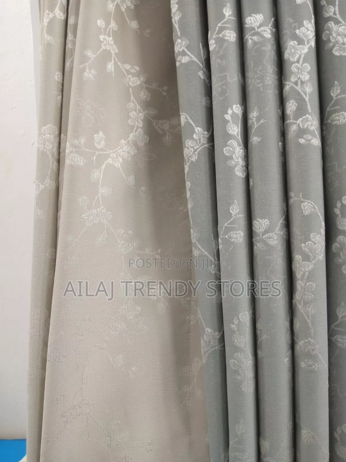 I Need Floral Gray or Blue Curtains Per Metre
