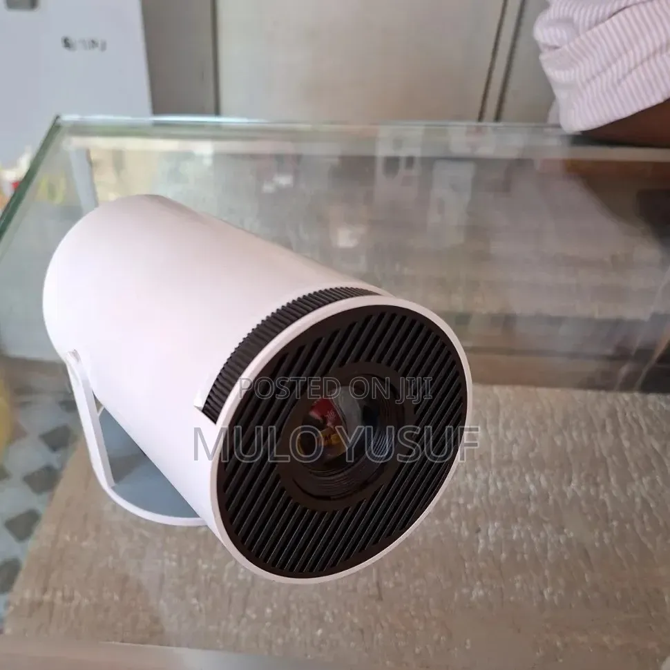 Mini Projector Hy300