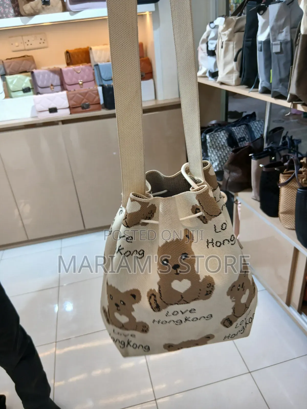 Knitted Bucket-Style Tote Bag