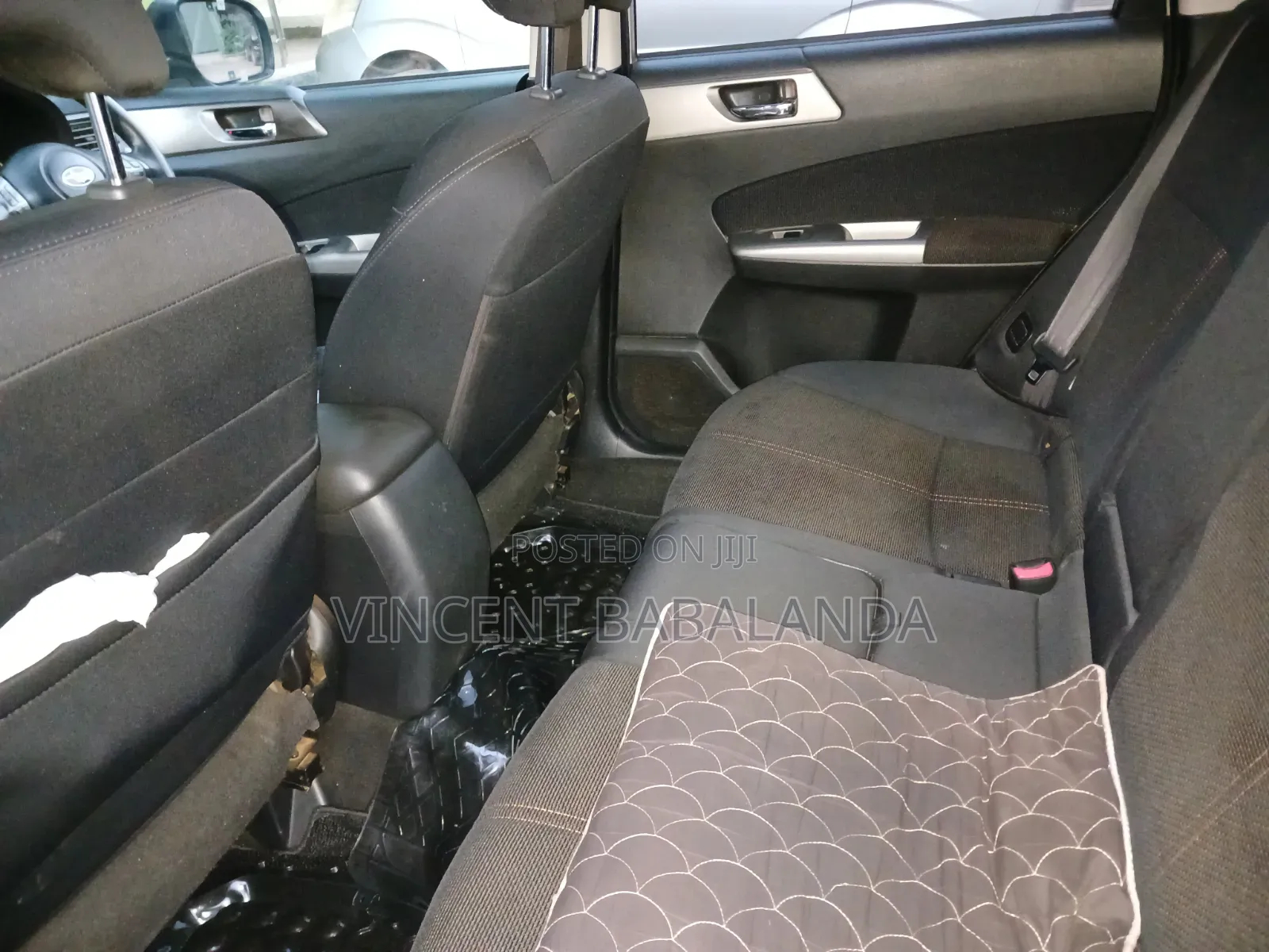 Subaru Forester 2010 Silver