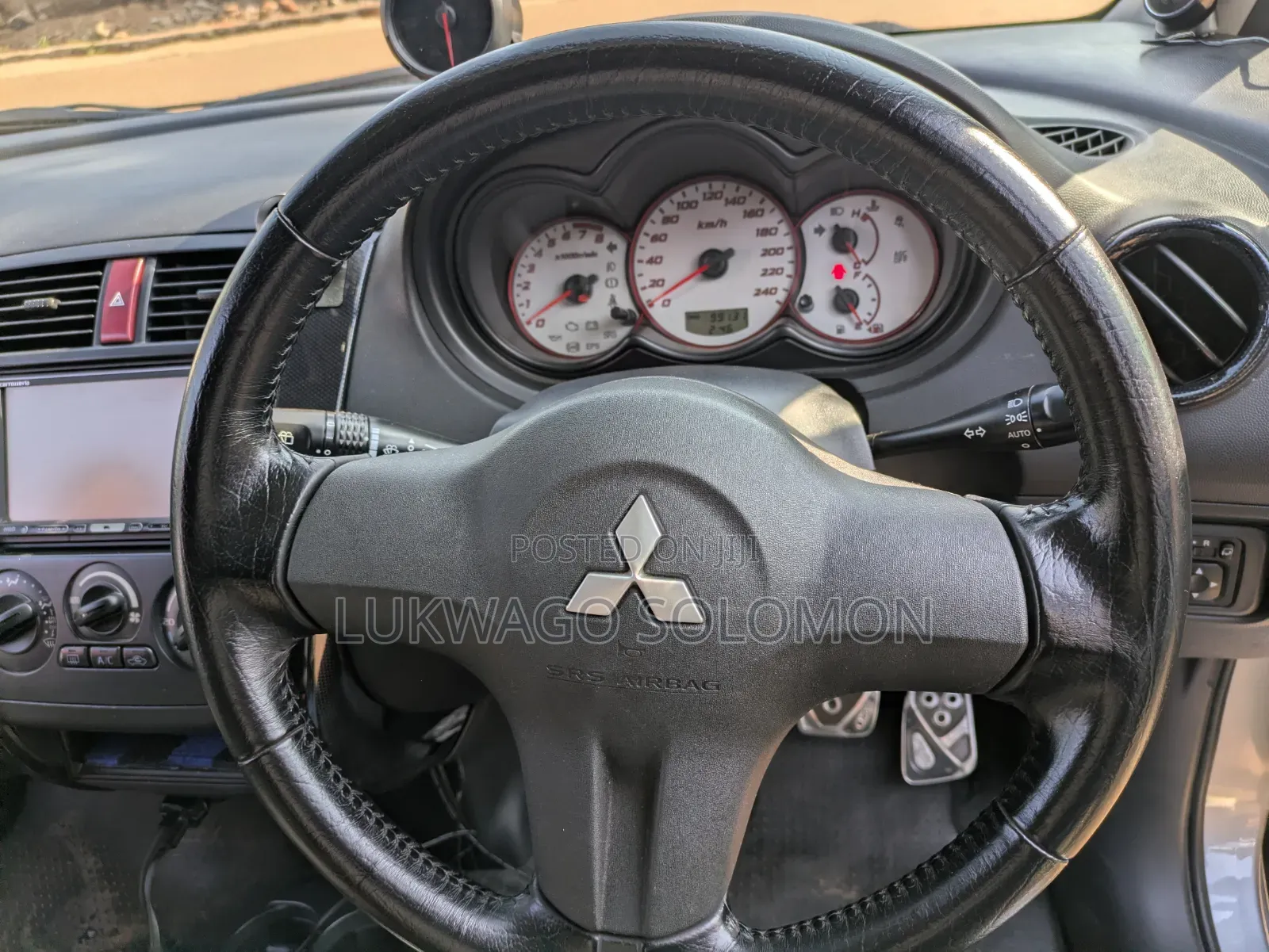 Mitsubishi Colt 2014 Silver