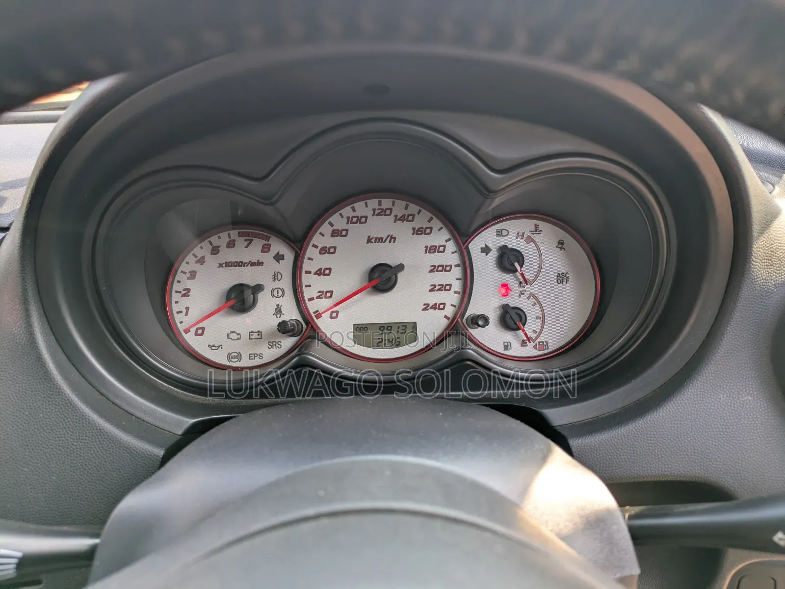 Mitsubishi Colt 2014 Silver