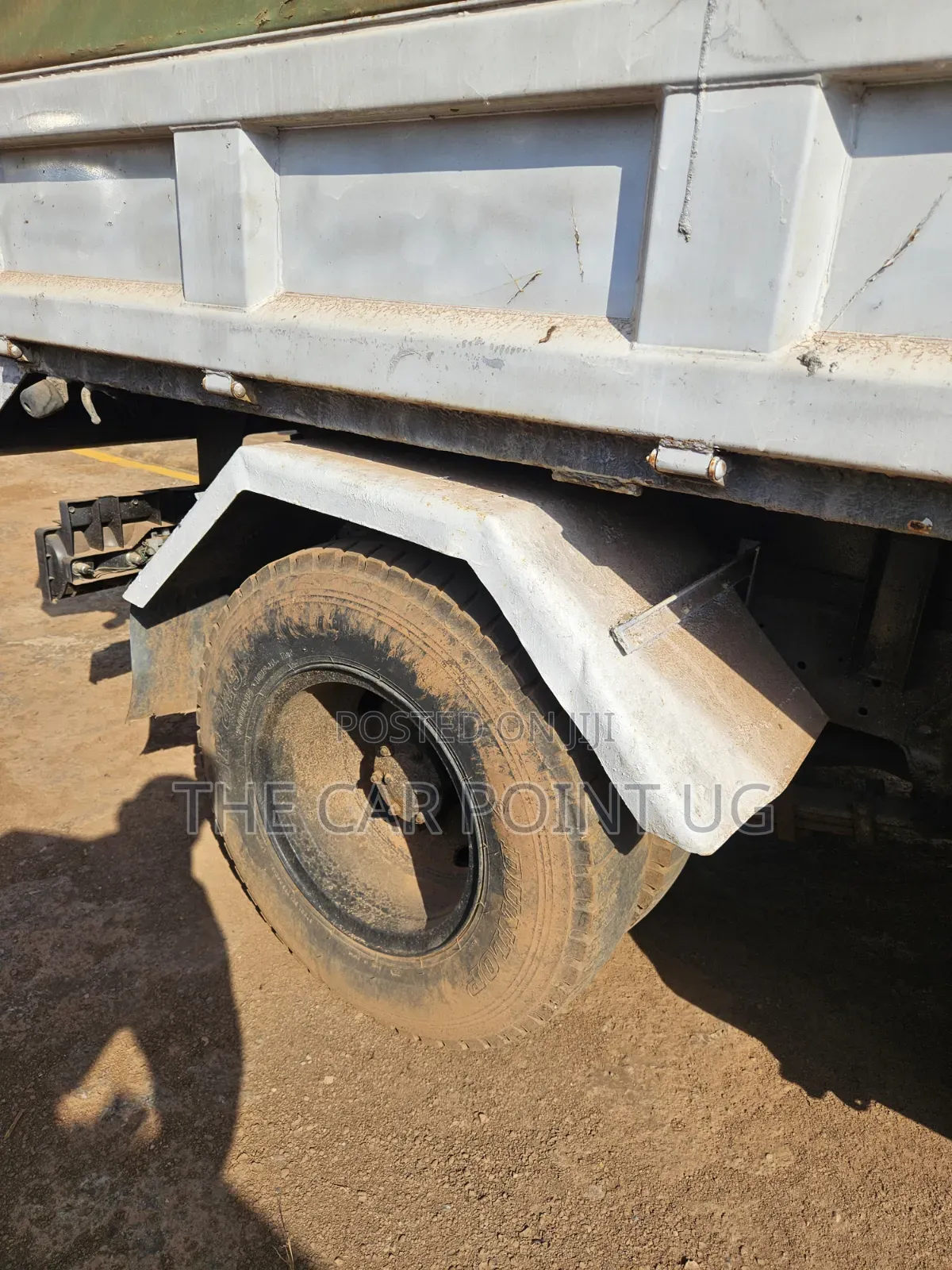 Isuzu Elf Dumper High Bed White