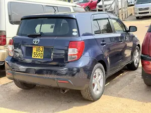 Toyota IST 2009 Blue