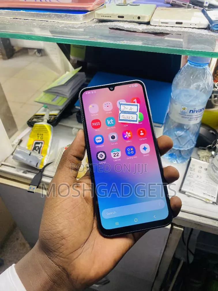 New Samsung Galaxy A24 128 GB Black