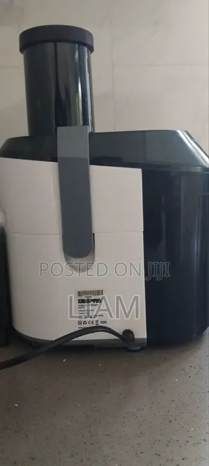 Geepas GJE5090N Juice Extractor (800W)