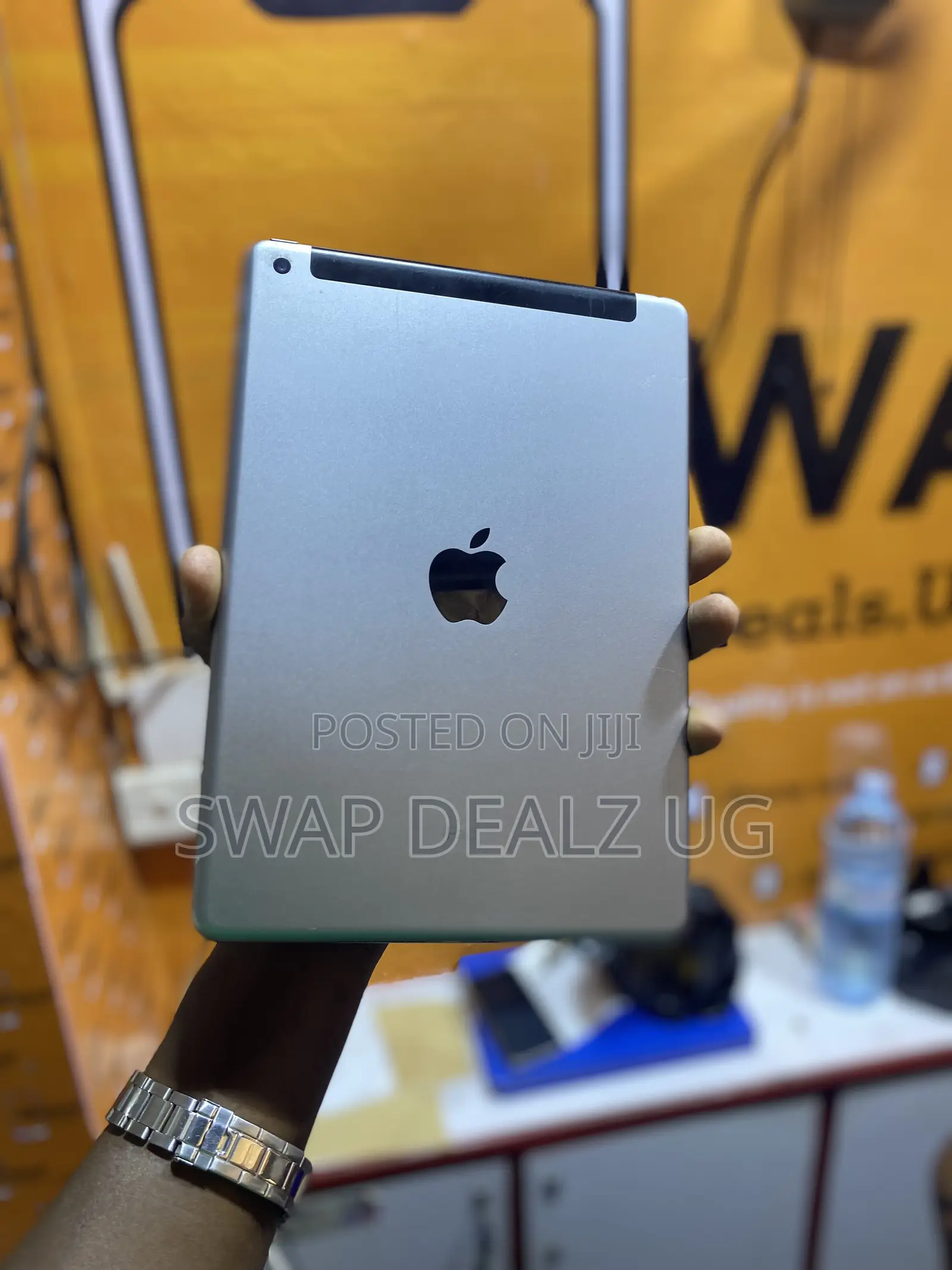 Apple iPad 5 (2022) 128 GB Silver