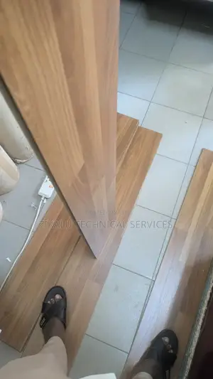 Deco Floor Laminate Tiles