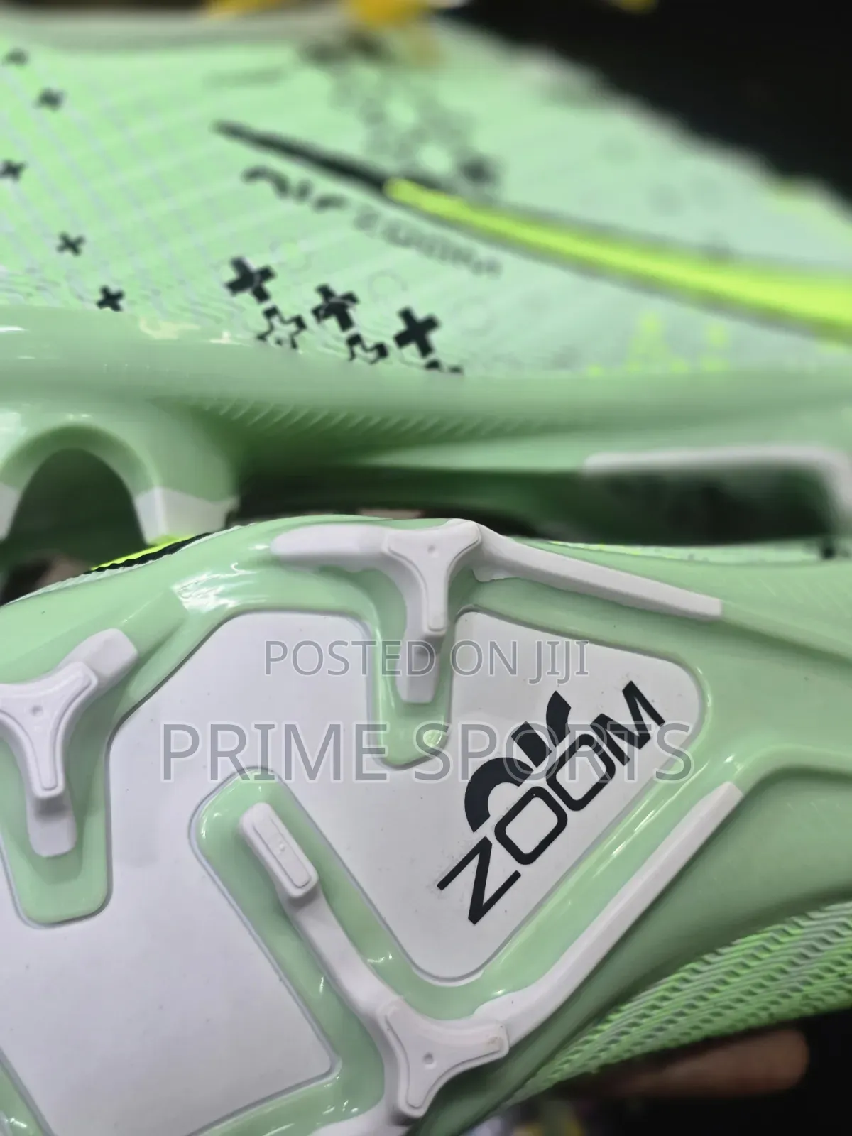Soccer Boots Airzoom×