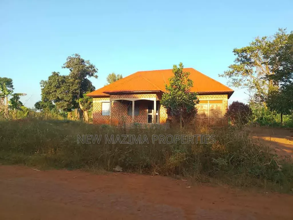 3bdrm House in Matuga Semuto Rd, Central Division for sale