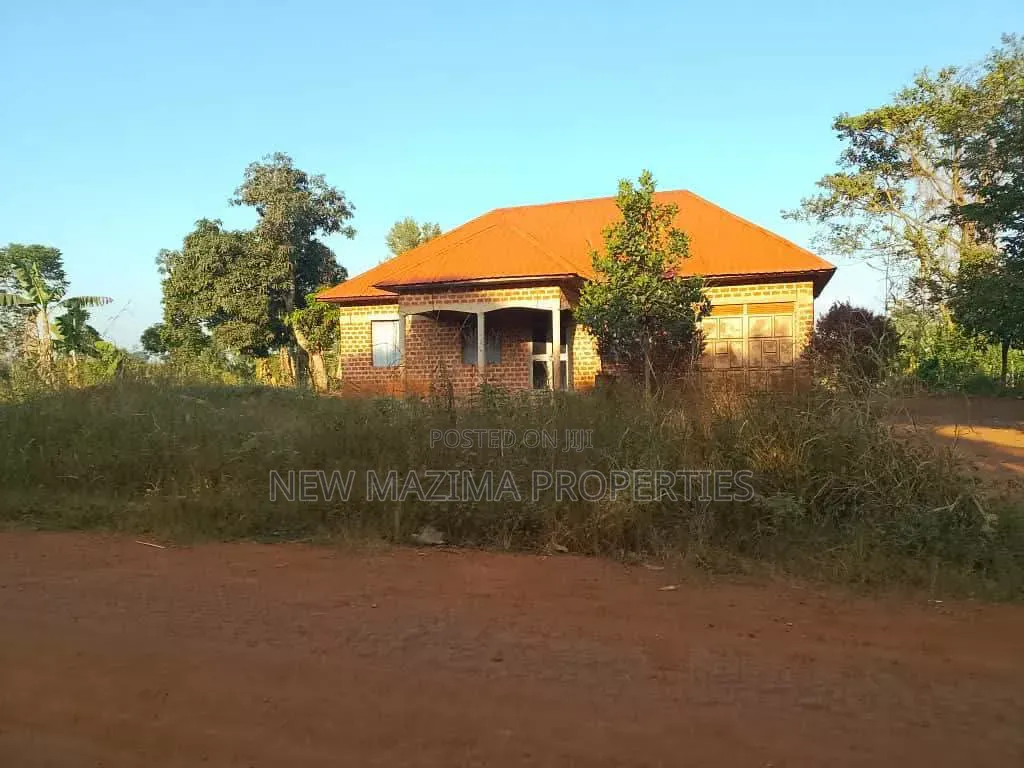 3bdrm House in Matuga Semuto Rd, Central Division for sale