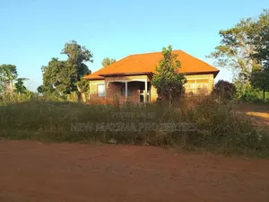 3bdrm House in Matuga Semuto Rd, Central Division for sale
