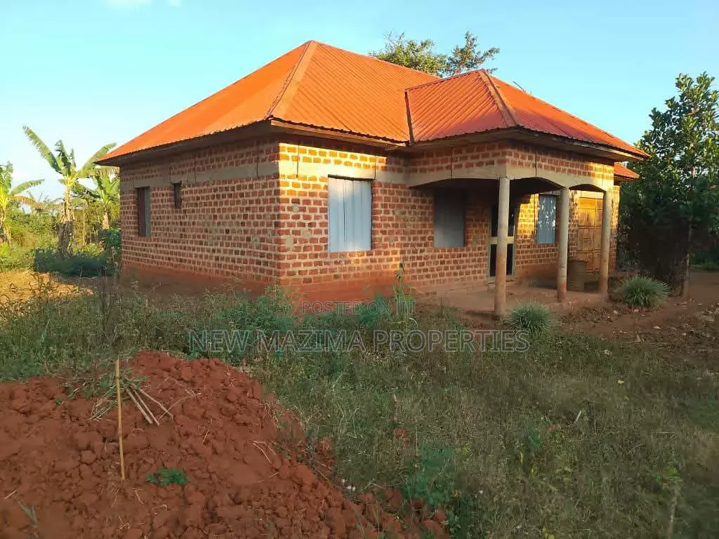 3bdrm House in Matuga Semuto Rd, Central Division for sale