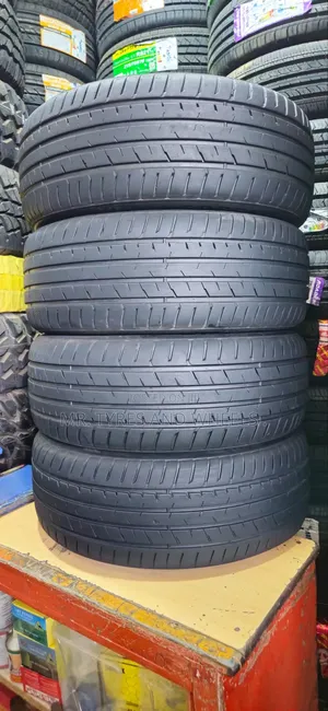 215 55 ZR17 ARDENT Tires Used Only One Month and Has a Warranty of 2yr