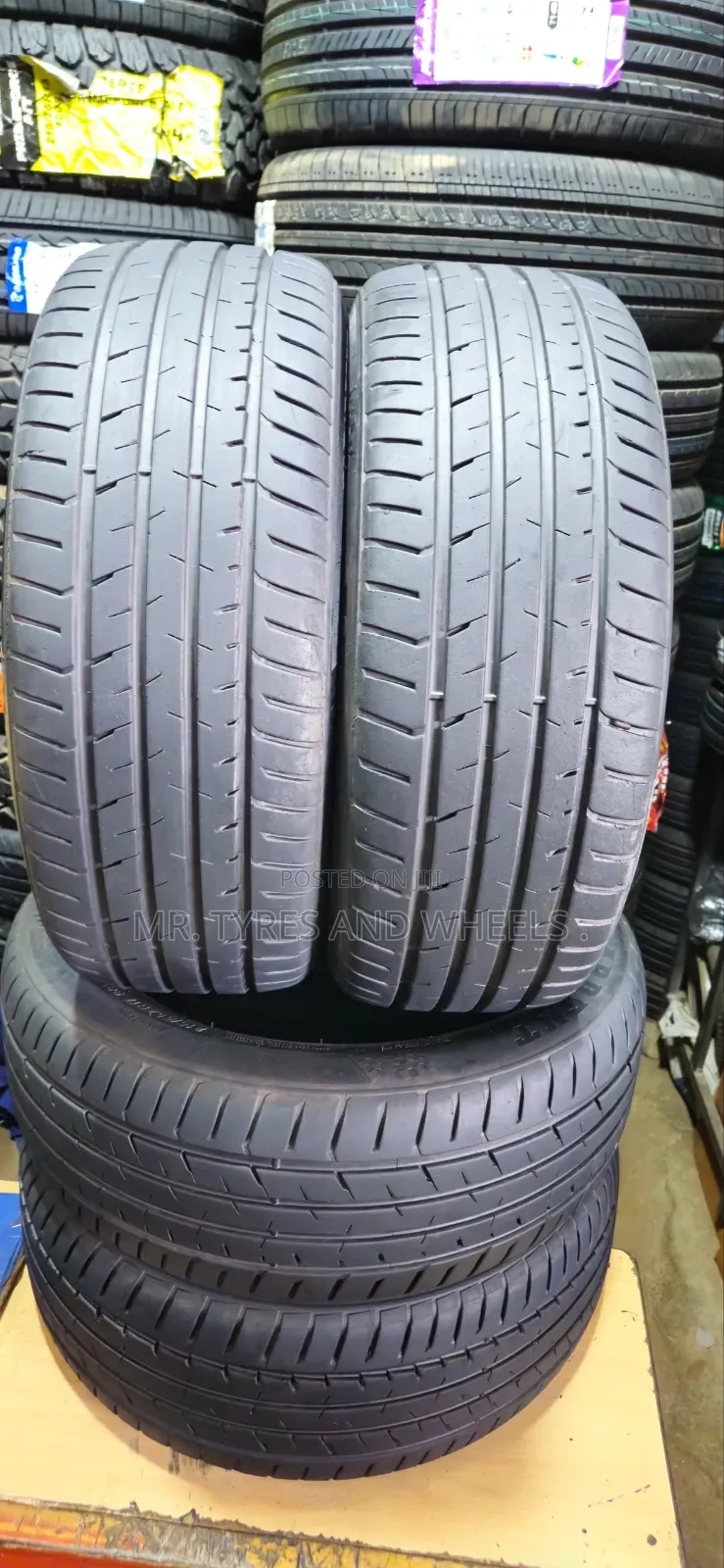 215 55 ZR17 ARDENT Tires Used Only One Month and Has a Warranty of 2yr