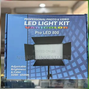 Varicolor Pro LED 800 Professional Photo and Video LED Light Kit