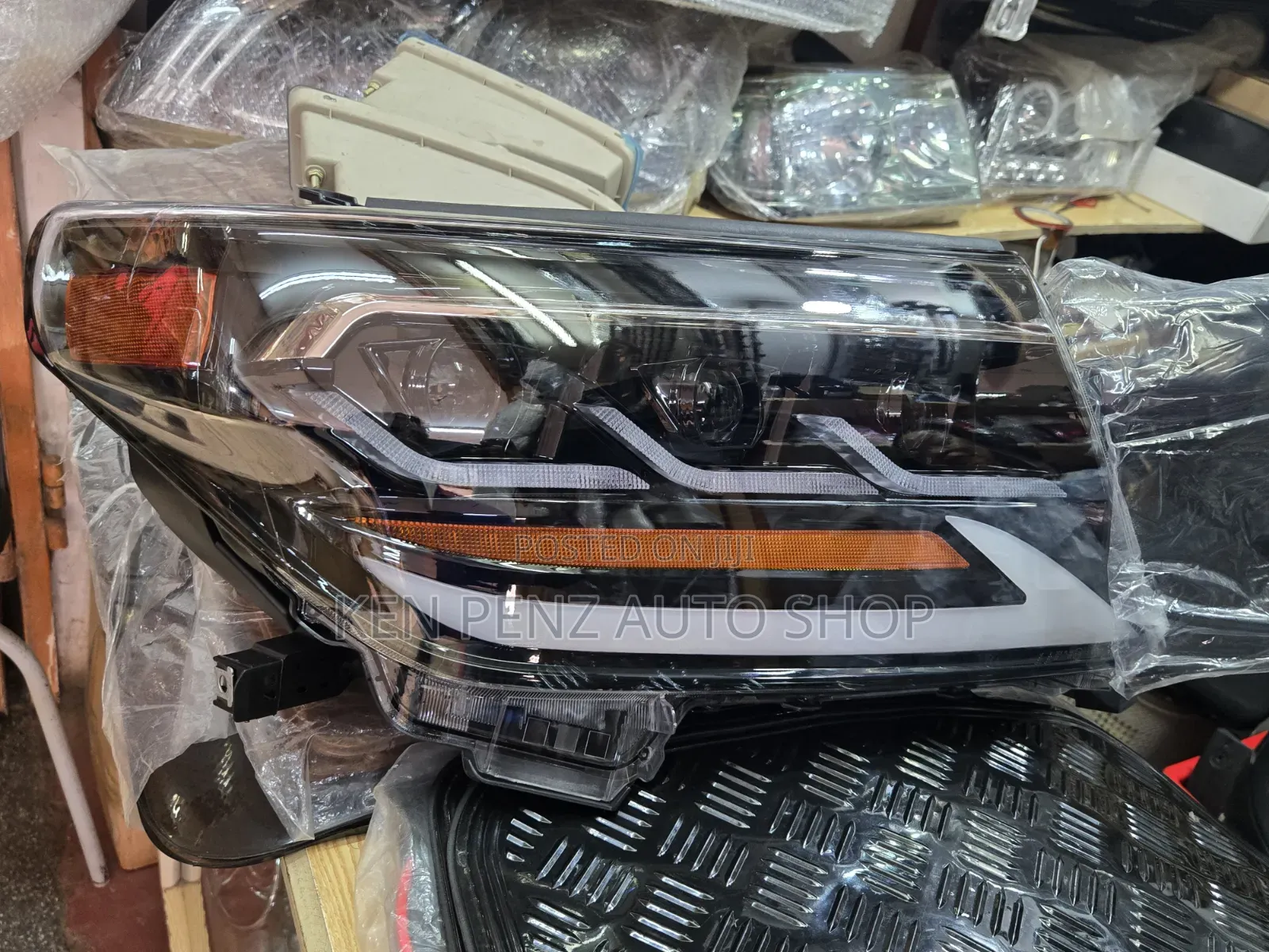 Landcruiser LC200 2008 - 2015 Headlamps / Headlights ( Aftermarket)