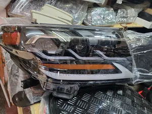 Landcruiser LC200 2008 - 2015 Headlamps / Headlights ( Aftermarket)