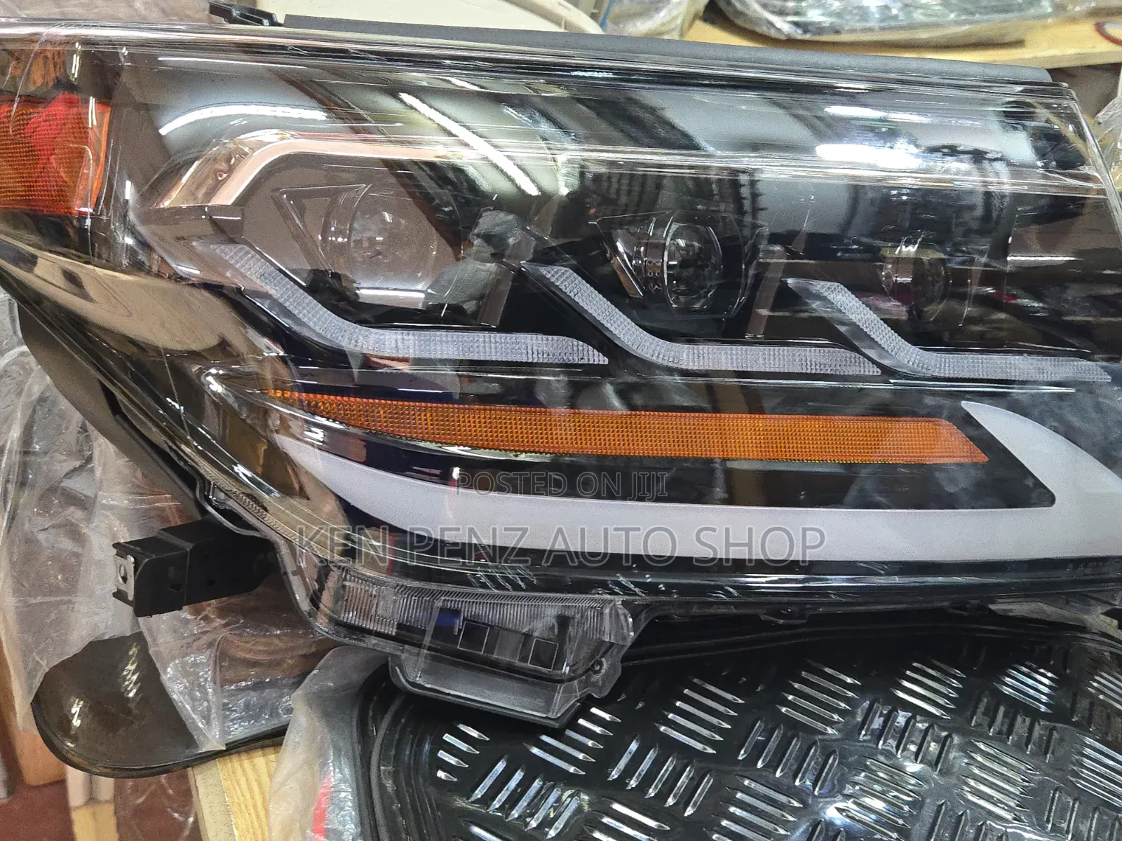 Landcruiser LC200 2008 - 2015 Headlamps / Headlights ( Aftermarket)