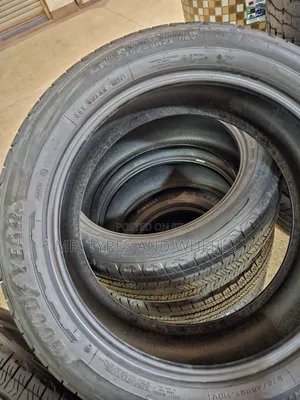275 45 R21 Goodyear Tires When You Zoom Them U Will See THT Thy a Gd T