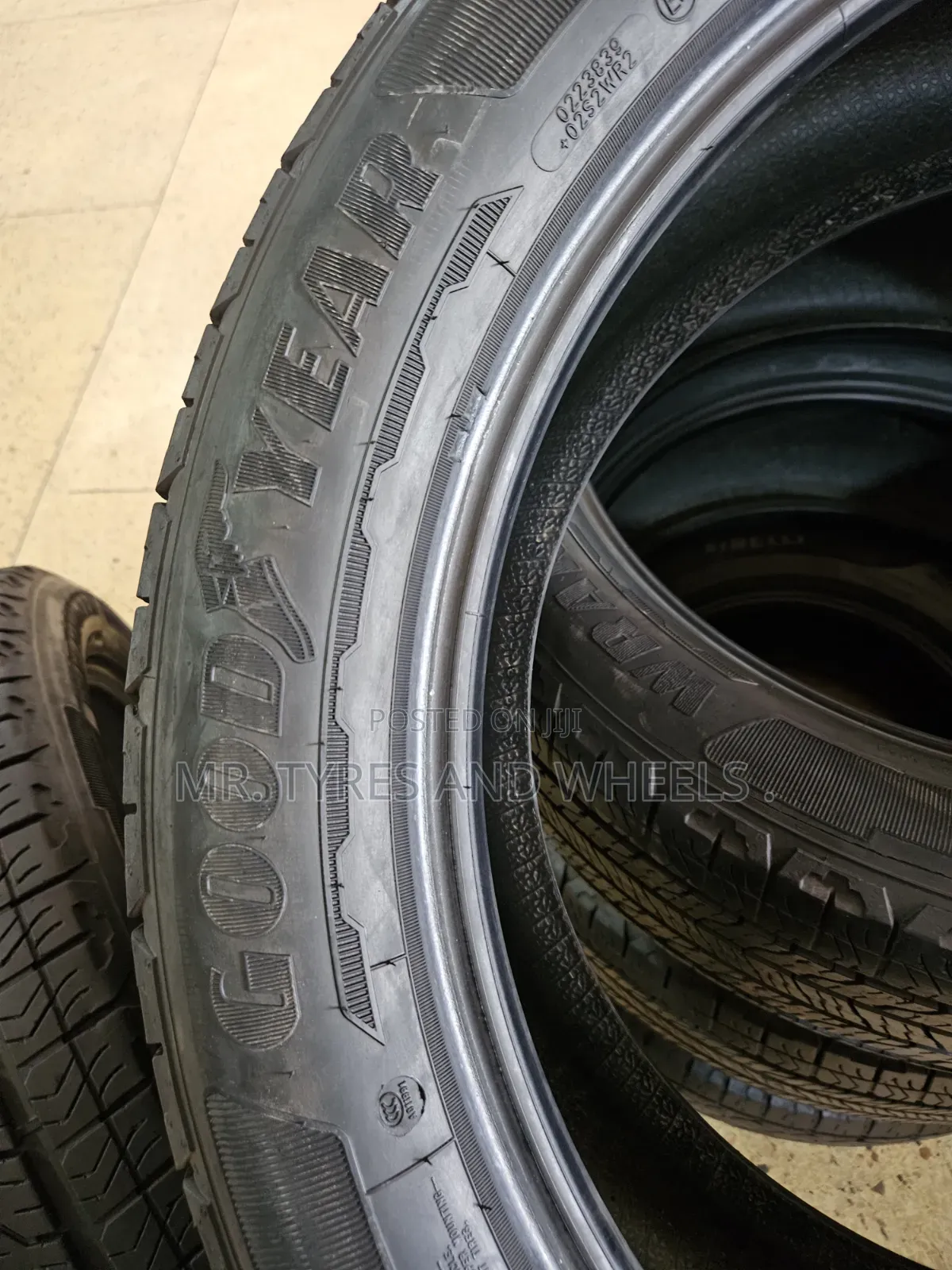 275 45 R21 Goodyear Tires When You Zoom Them U Will See THT Thy a Gd T