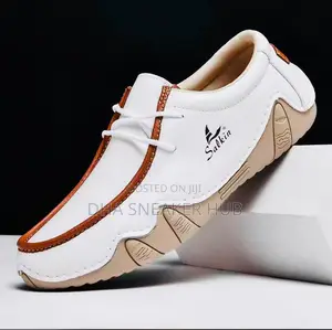 Comfortable Simple Sneakers