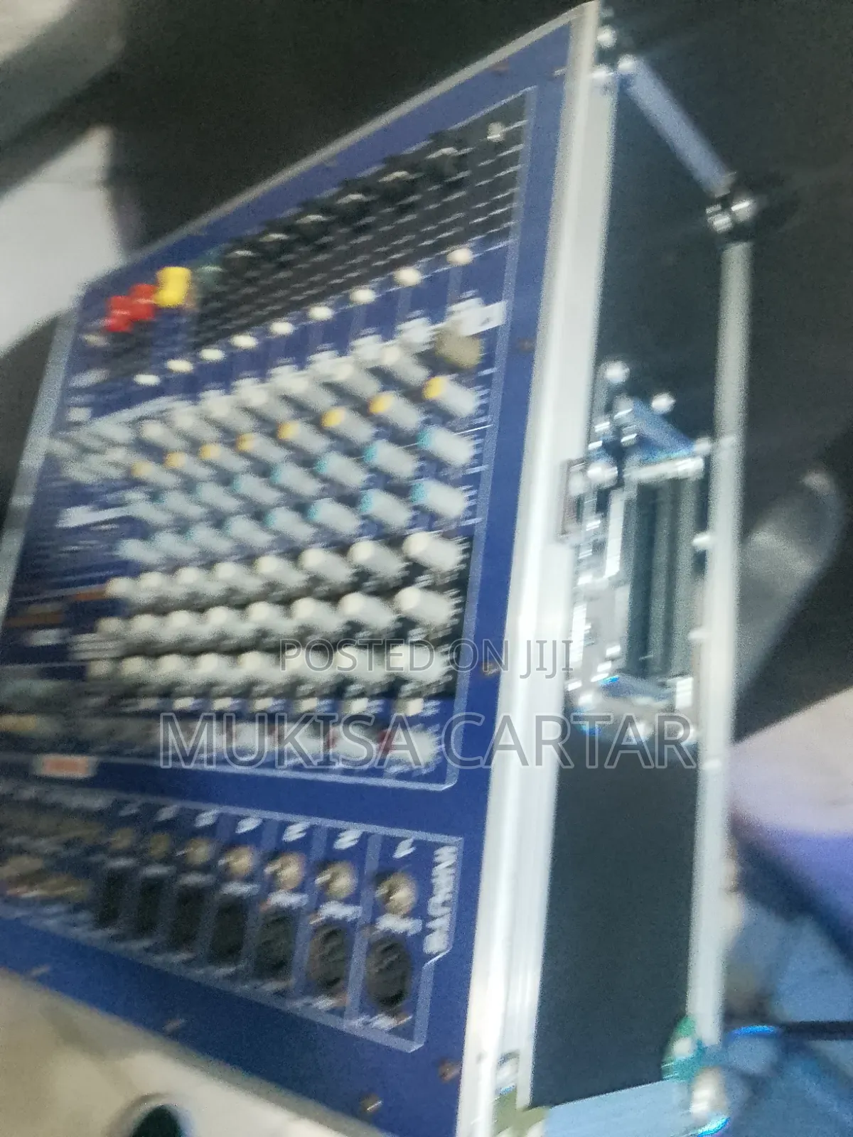 Yamaha Mixer 8 Channels