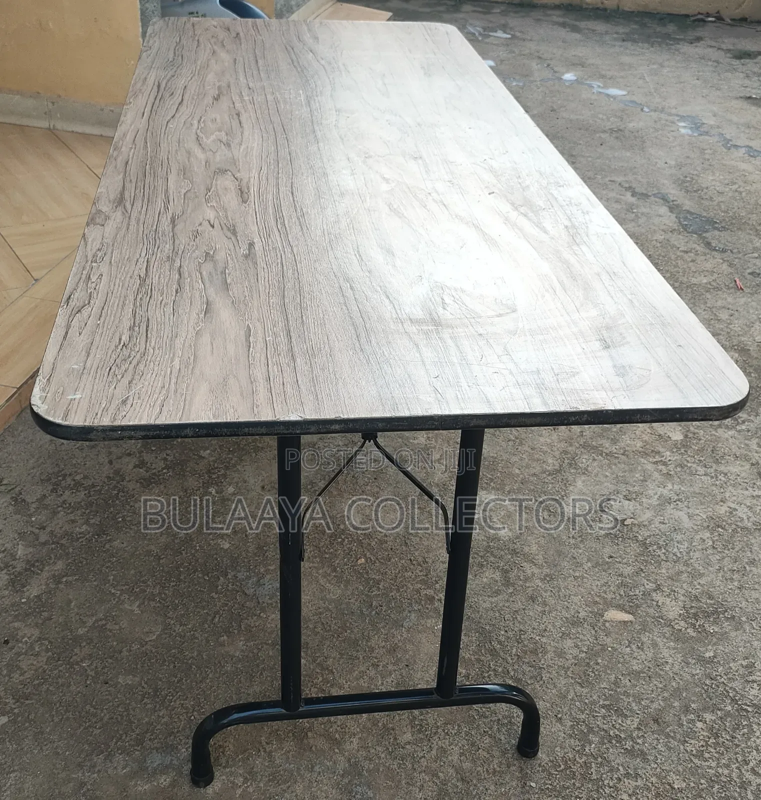 UK Used Flash Furniture 5-Foot Rectangular Wood Folding Banquet Table.