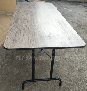 UK Used Flash Furniture 5-Foot Rectangular Wood Folding Banquet Table.