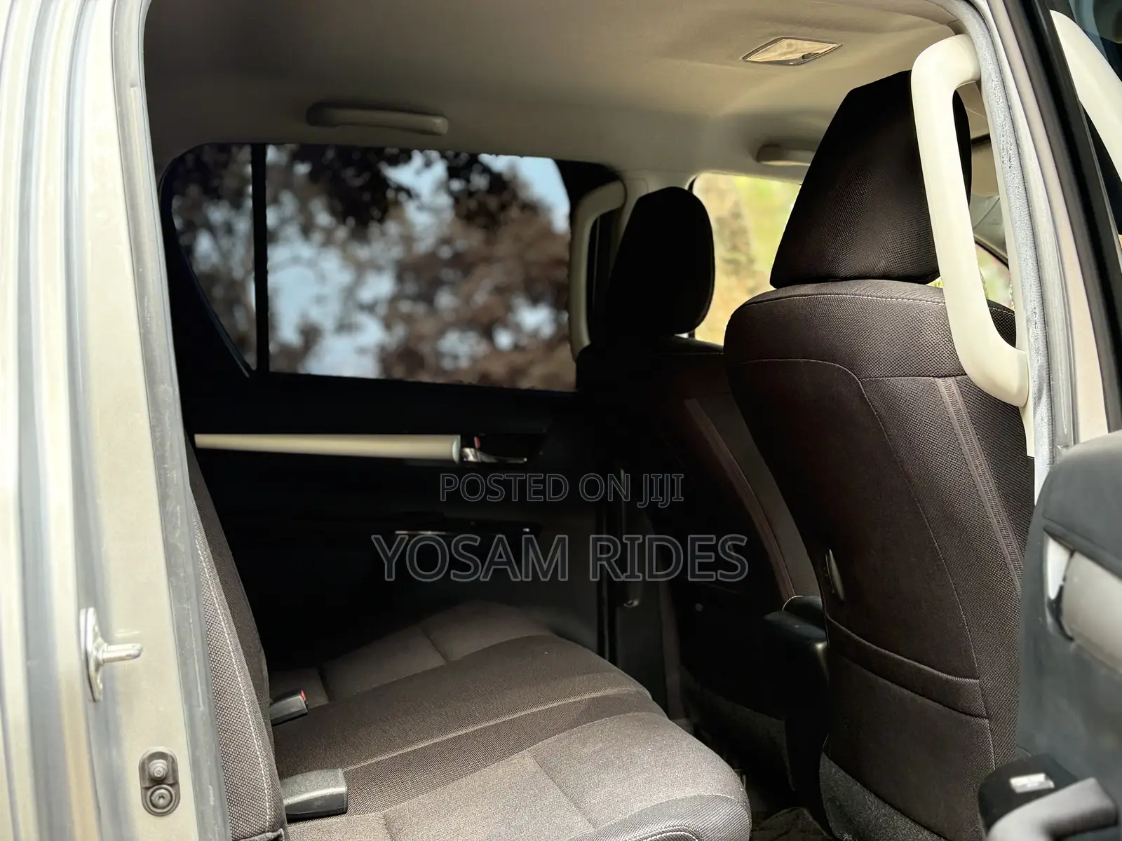 Toyota Hilux Revo Double Cab Deisel 2.8 AWD 2021 Silver