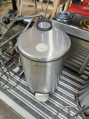 Danny Home Pedal Trash Can.