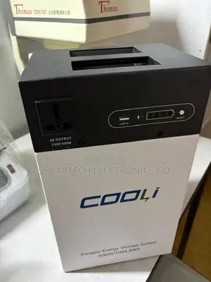 Cooli 1000Wh Rechargeable Backup Power Station 500W 6000 Cycles
