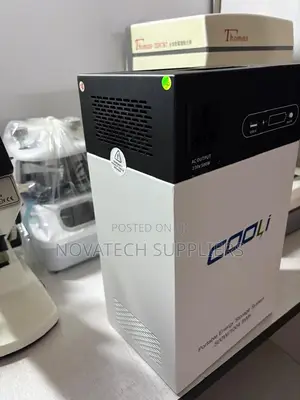 Brand New Cooli 1000Wh Solar Generator Portable Backup Power Station