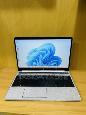 New HP Pavilion Gaming Laptop 15-dk2xxx 8GB Intel Core i7 SSD 256GB