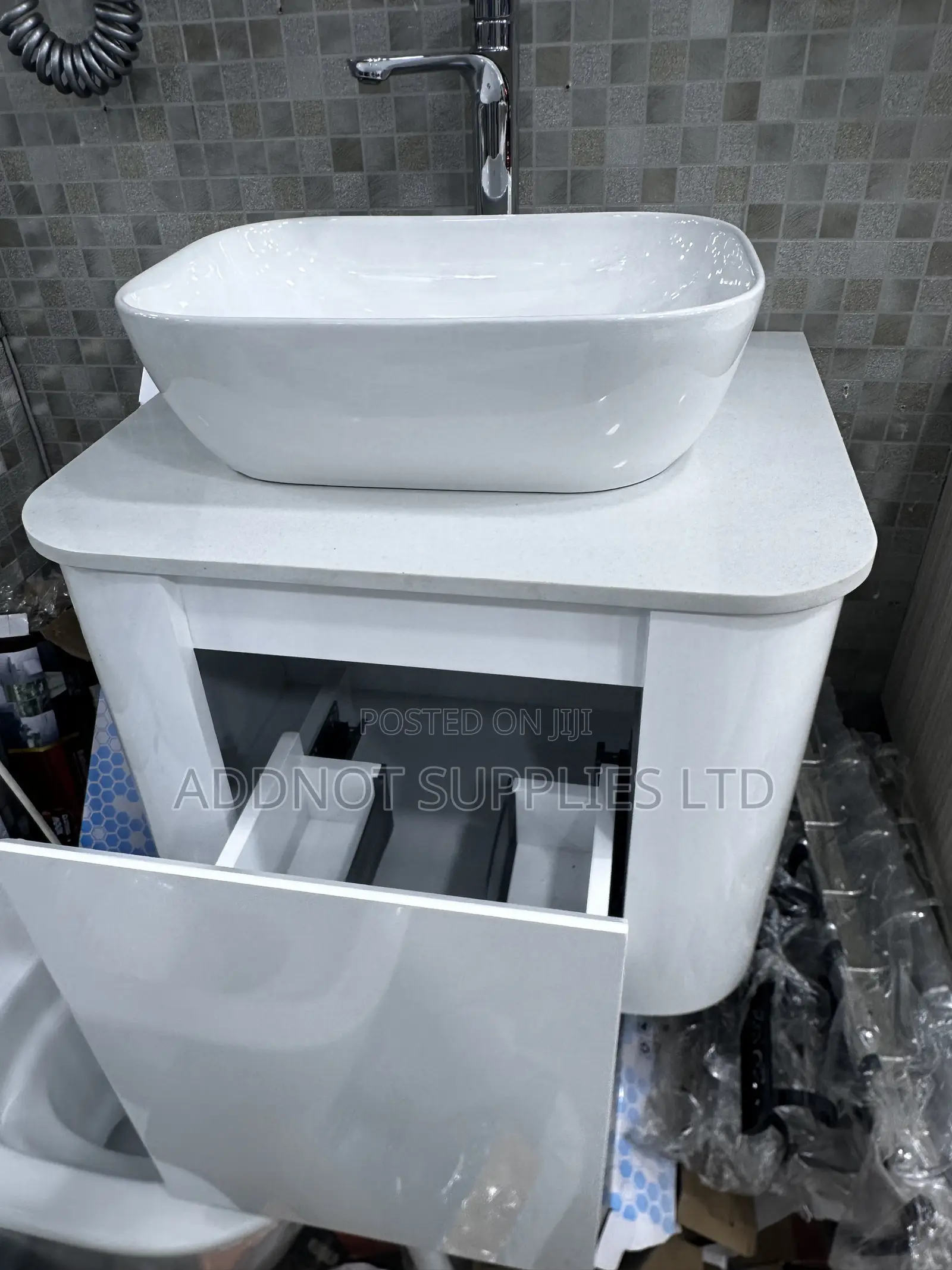 Cabin Basin / Bathroom Mountain Corsica Vanity