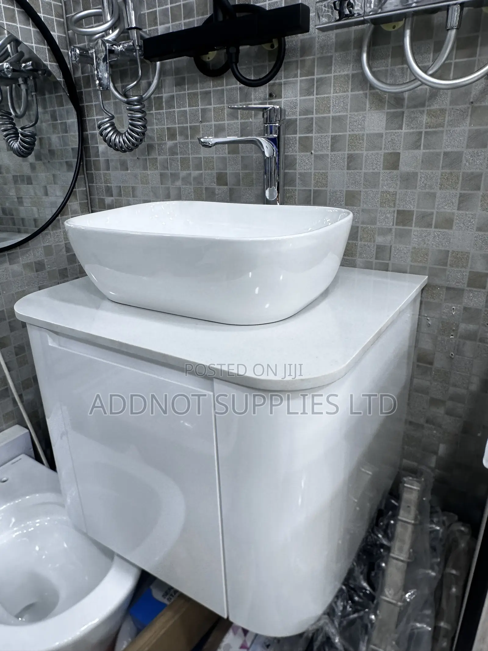 Cabin Basin / Bathroom Mountain Corsica Vanity