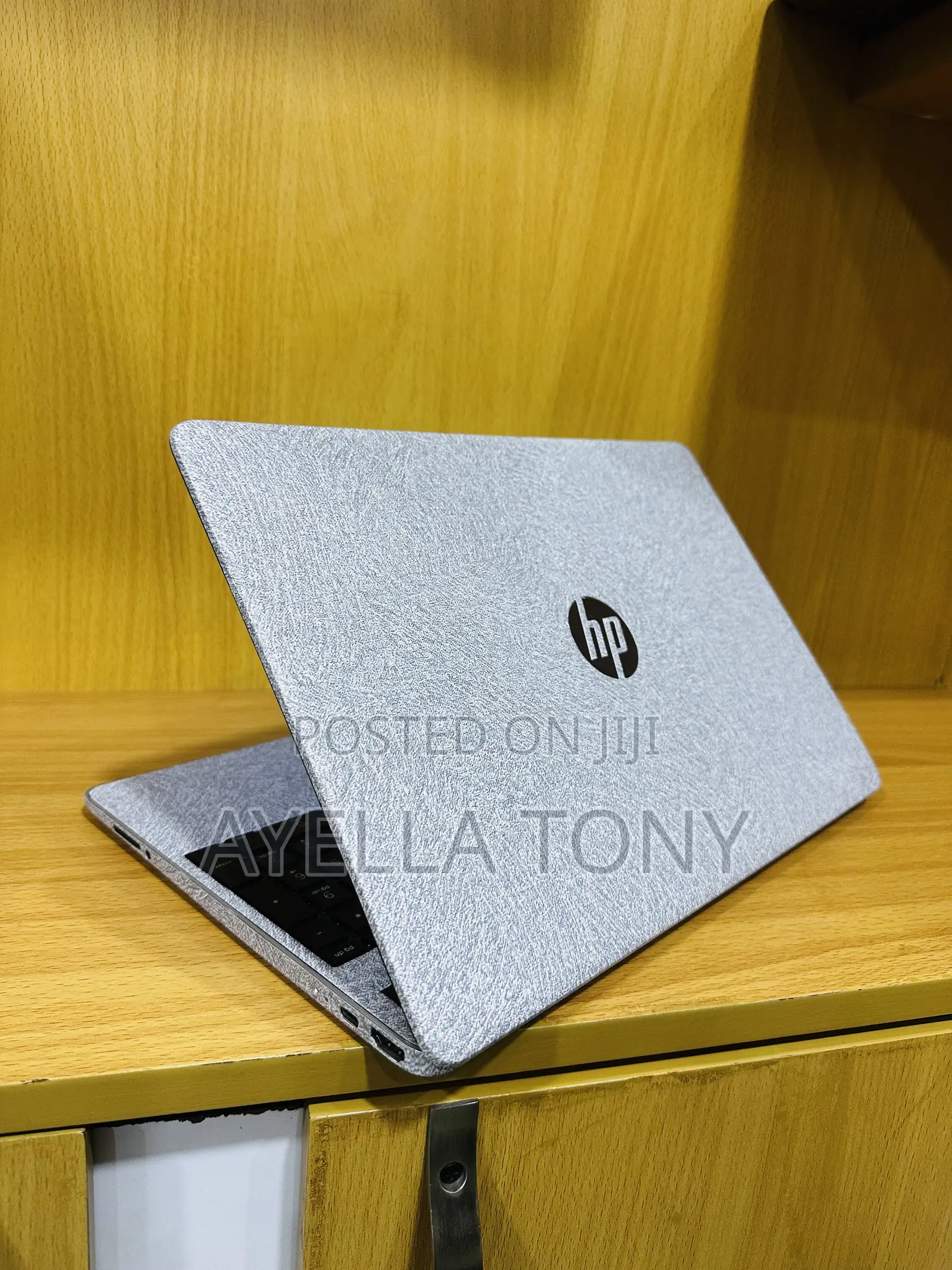 New HP Pavilion Gaming Laptop 15-dk2xxx 8GB Intel Core i7 SSD 256GB