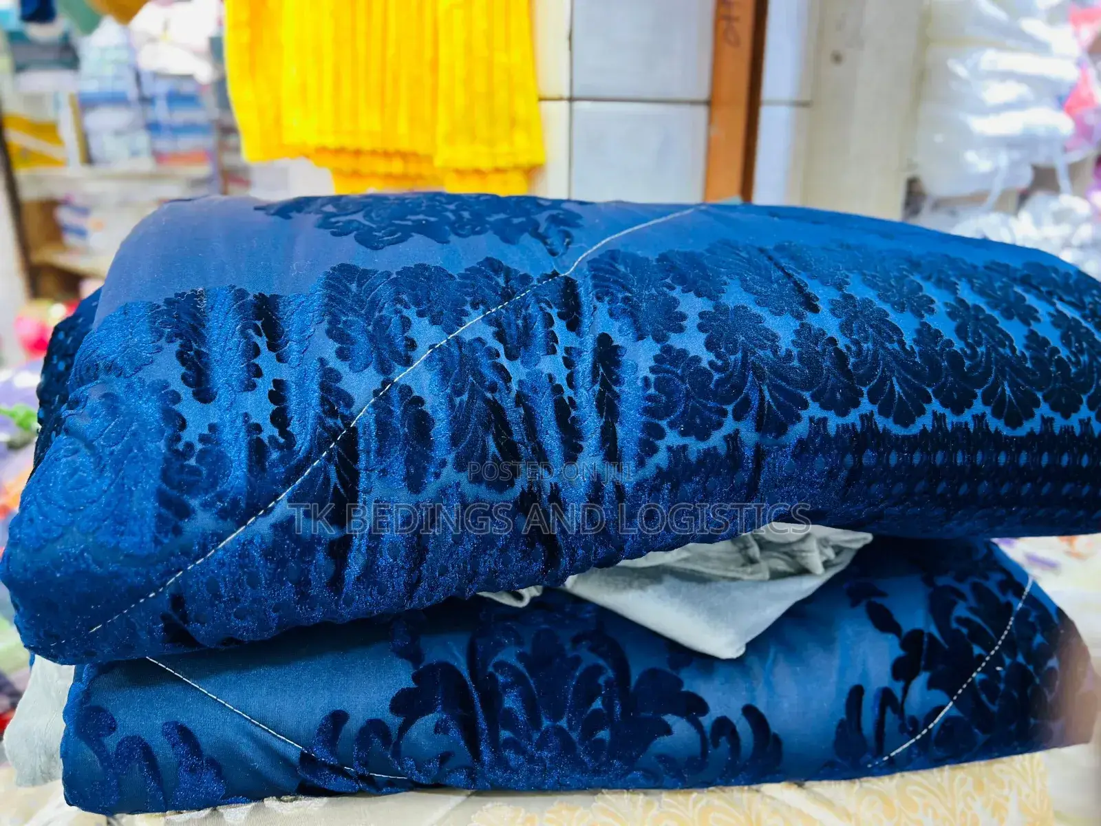 Volvet Comforter Duvet